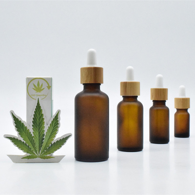 Tanaman Rami CBD Minyak Spektrum Penuh 500mg-3000mg Keluarga Tanaman Produk Minyak CBD